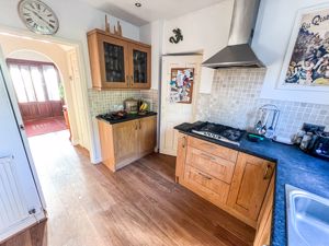 KITCHEN- click for photo gallery